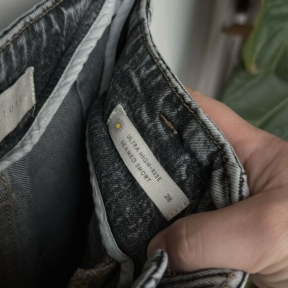 Happy Nature Ultra High Waisted Seamed Vintage-Inspired Acid Wash Denim Shorts - Picture 6 of 7